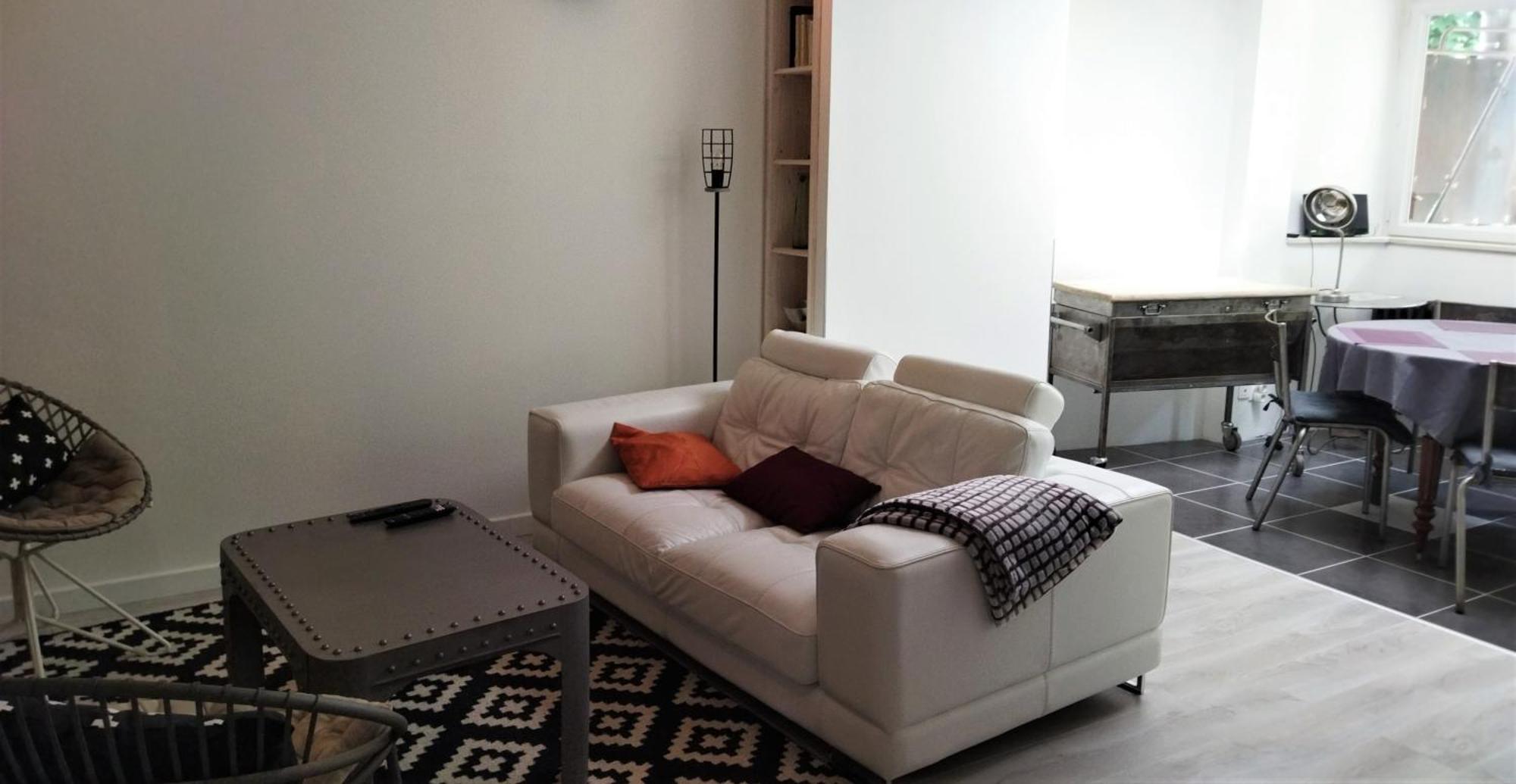 Appartements Les Remparts D'Alienor Poitiers Exterior photo